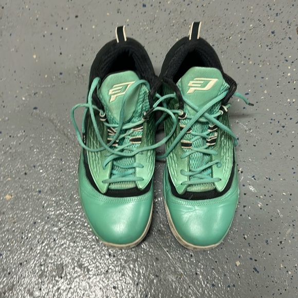 Jordan Basketball Shoes CP3 - Picture 1 of 8